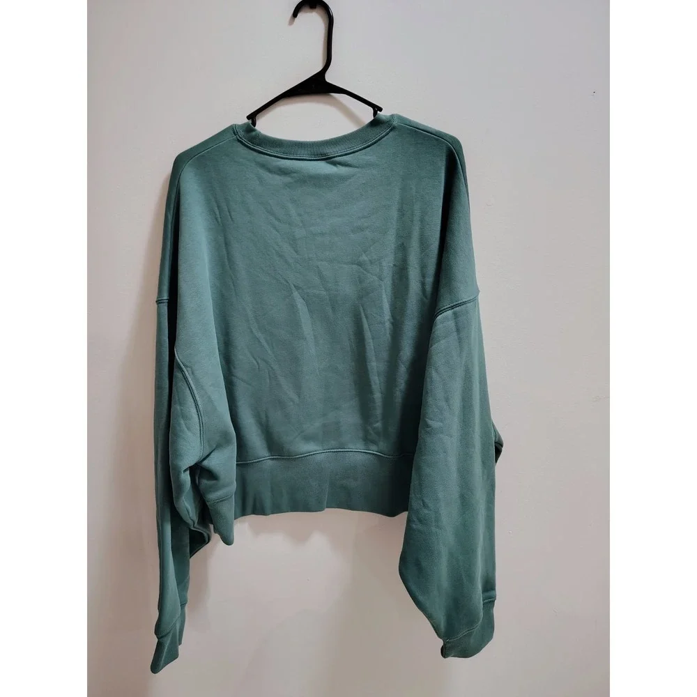 Nike Women's Pheonix Fleece Crewneck Size S